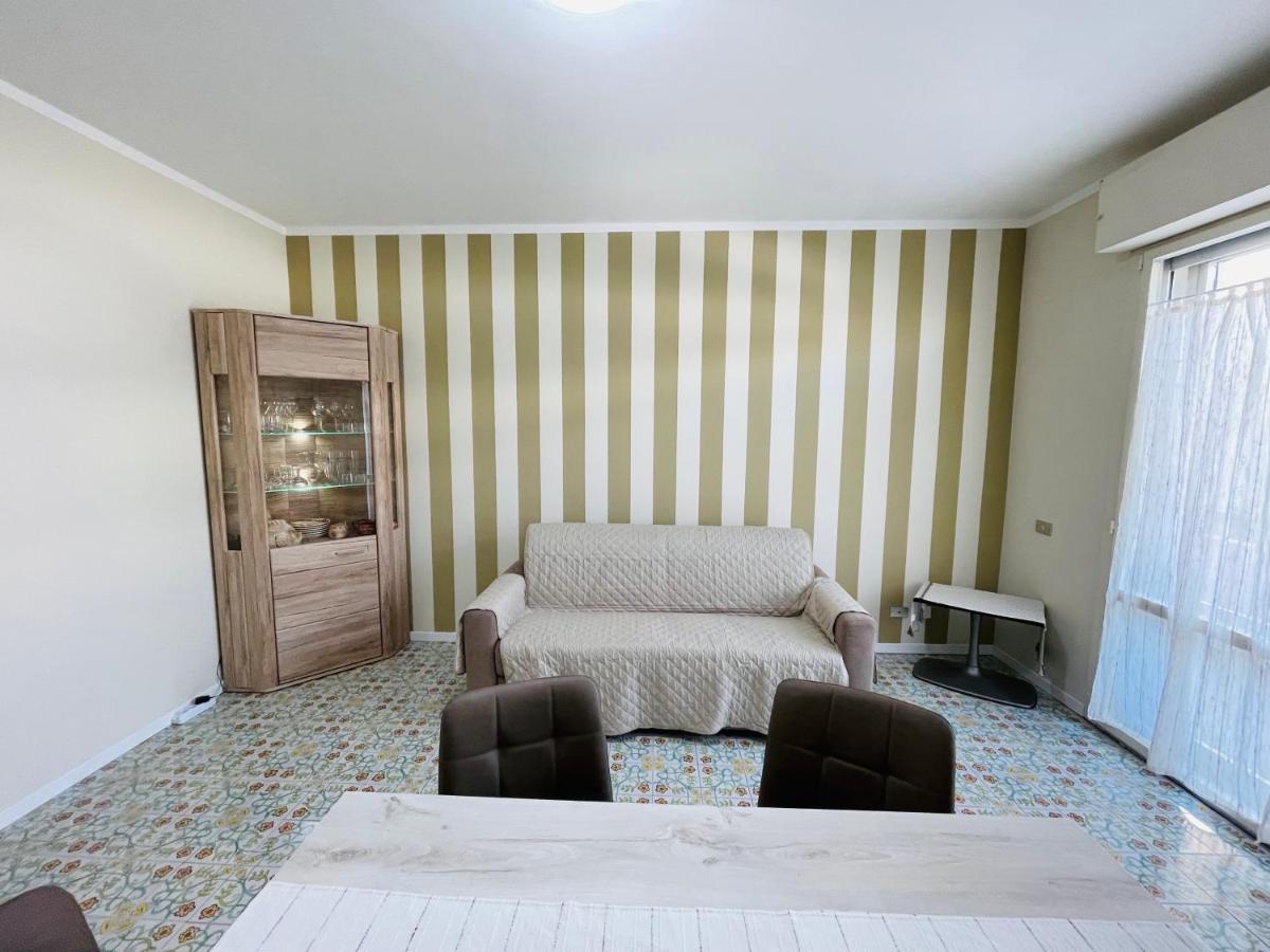 Stefano'S Guests House: 2 Bedrooms & Parking In Viareggio Esterno foto