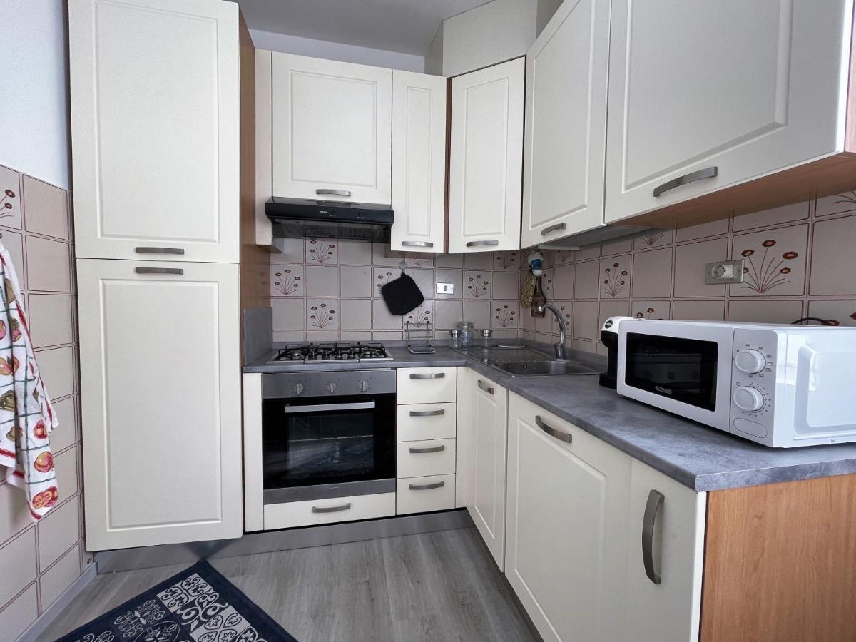 Stefano'S Guests House: 2 Bedrooms & Parking In Viareggio Esterno foto
